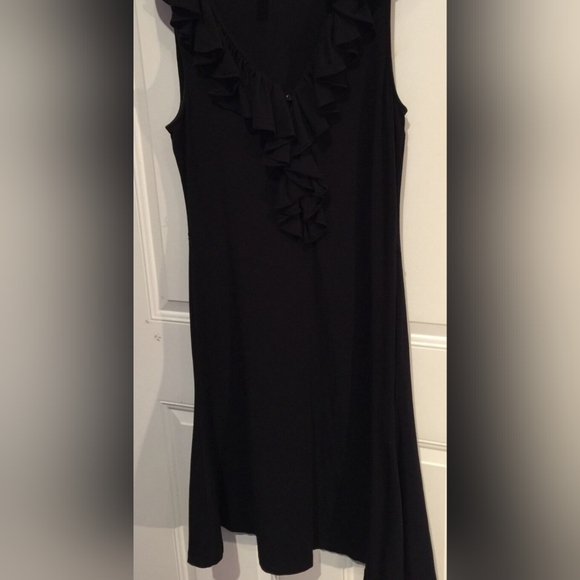 Ralph Lauren Cotton Midi Dress in Black v-neck with flattering ruffles - Picture 5 of 5